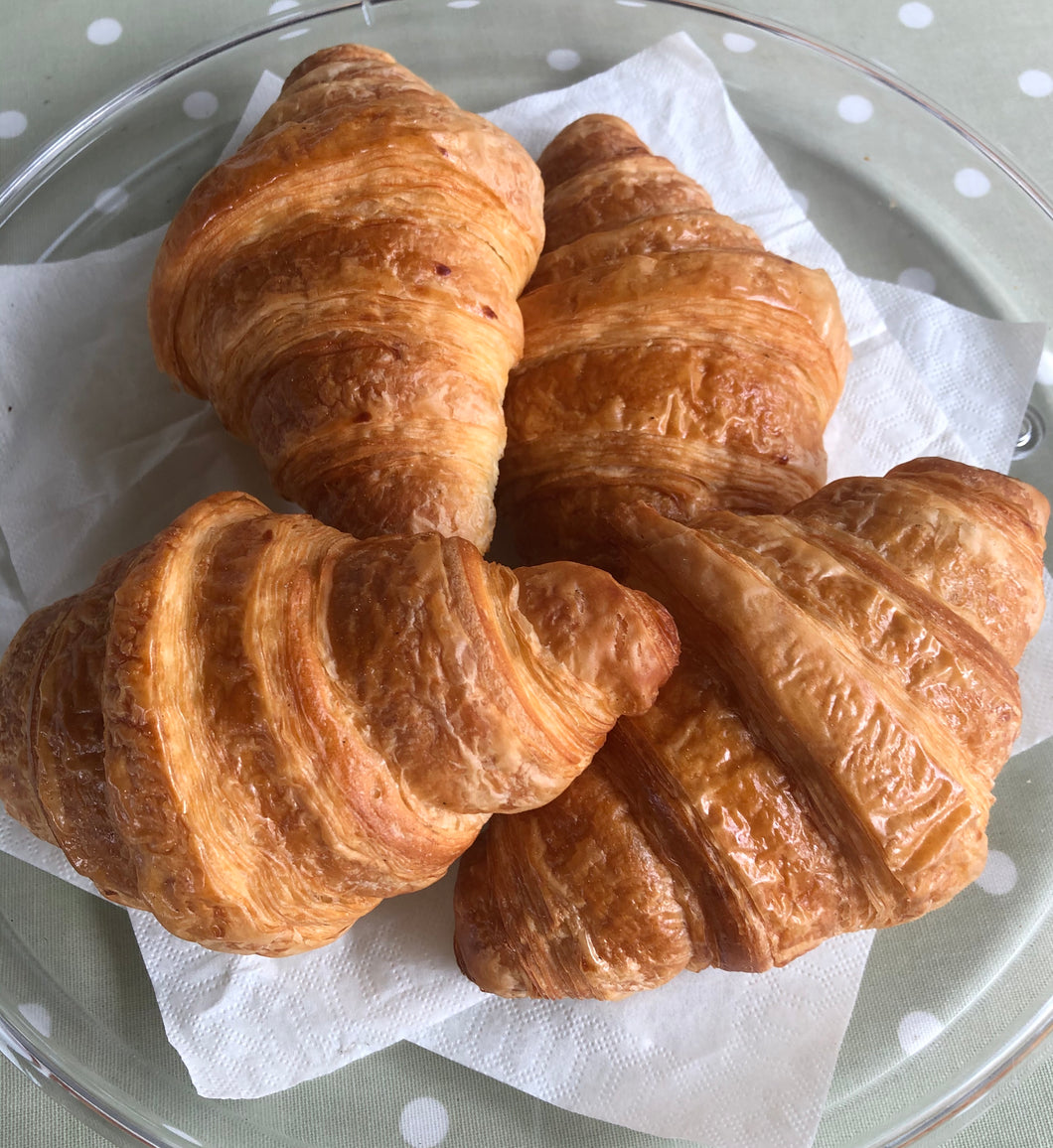 Croissant (1 pastry)